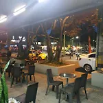 Aparta Hotel Montes La 70 Medellin